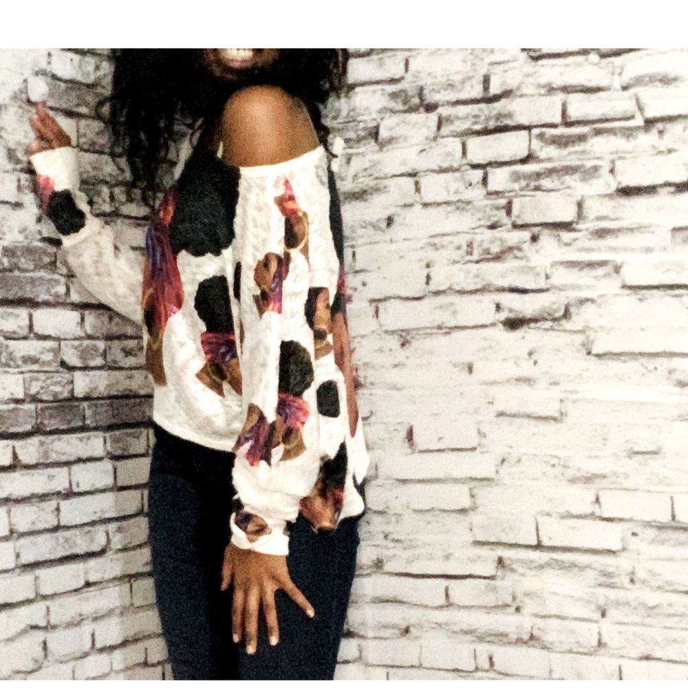 BGR Cropped Sweater! - Picture 5 of 6